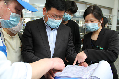 校領導深入學生食堂開展食品衛生安全專項檢查